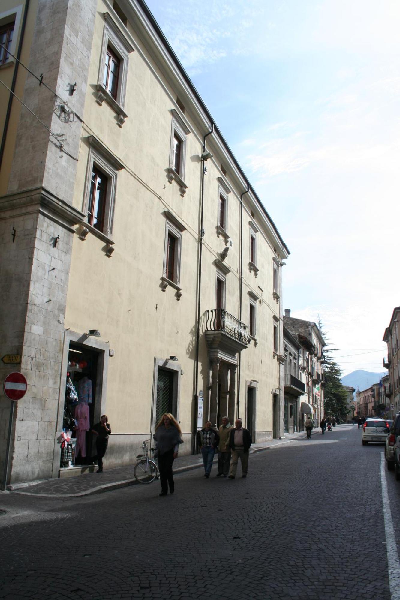 B&B La Dimora Sulmona Exterior photo